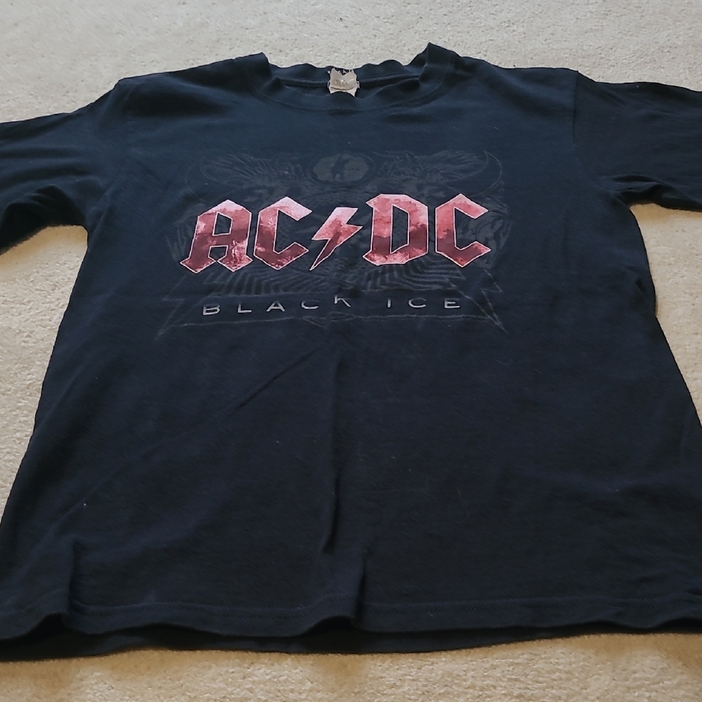 AC DC Black Ice Short Sleeve Tee In Size Small